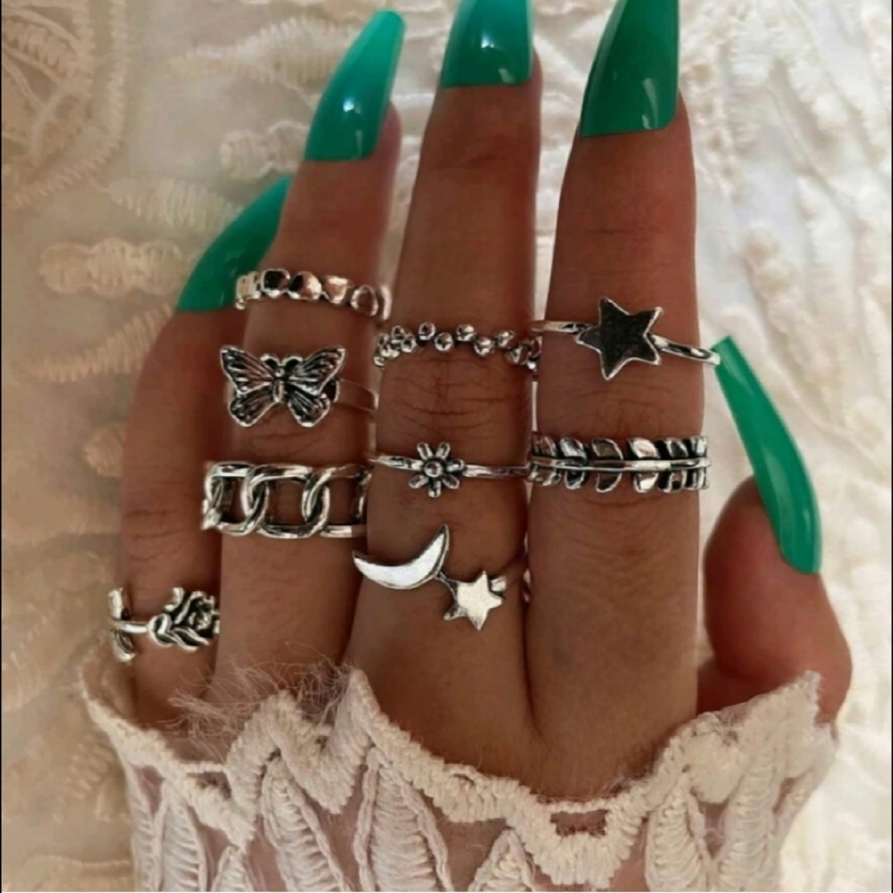 9 pc Silver Ring Set